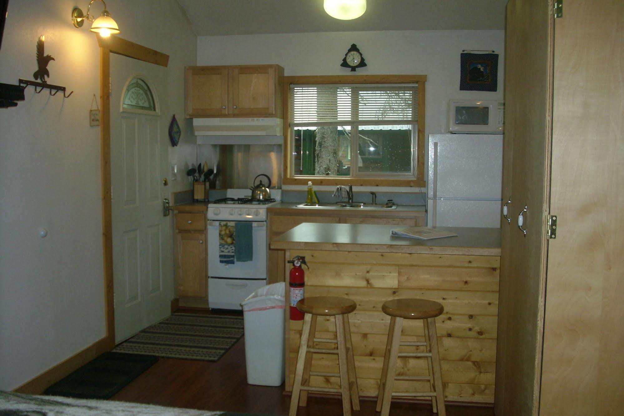 Box Canyon Cabins Сьюард Экстерьер фото