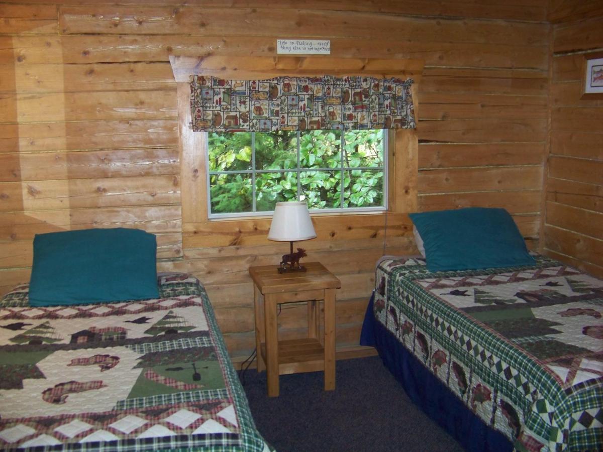 Box Canyon Cabins Сьюард Экстерьер фото